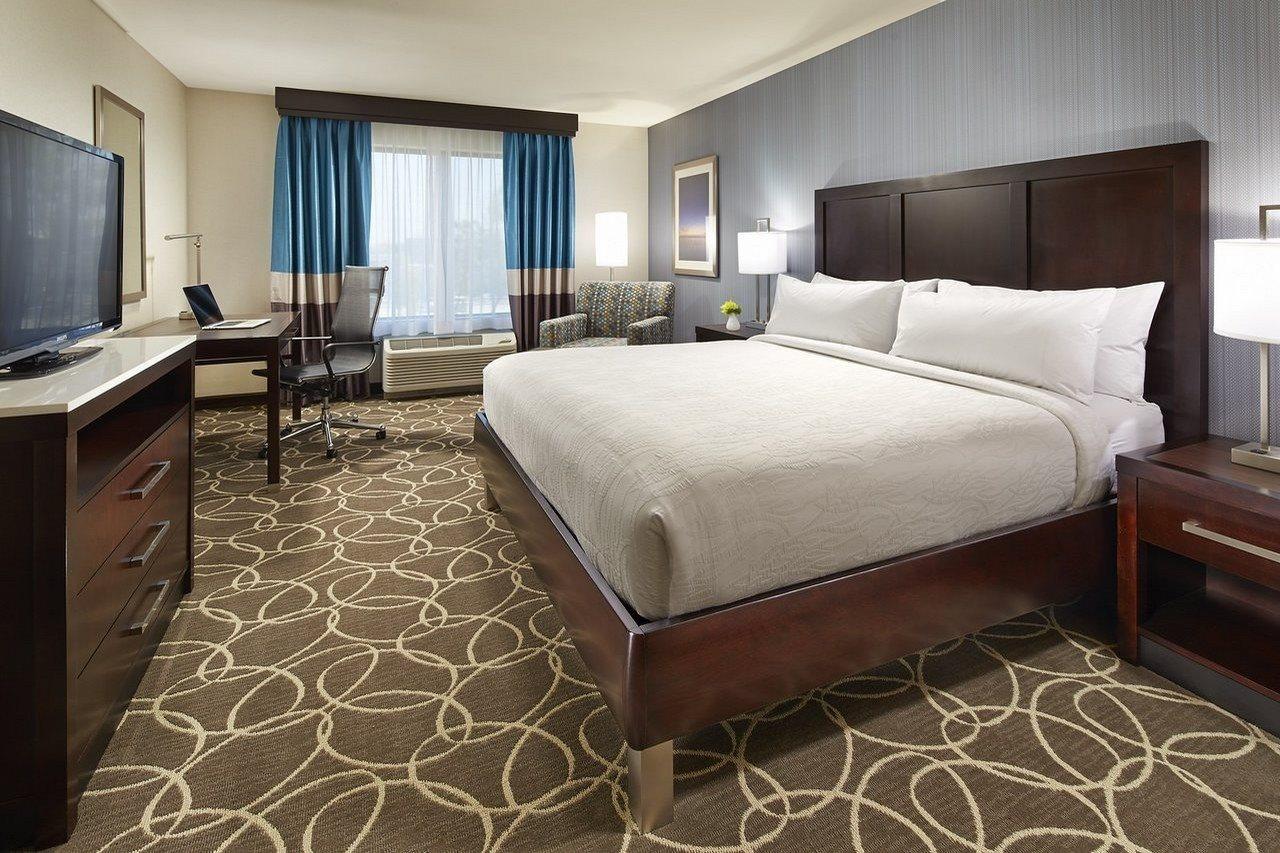 Hilton Garden Inn Лонгмънт Екстериор снимка