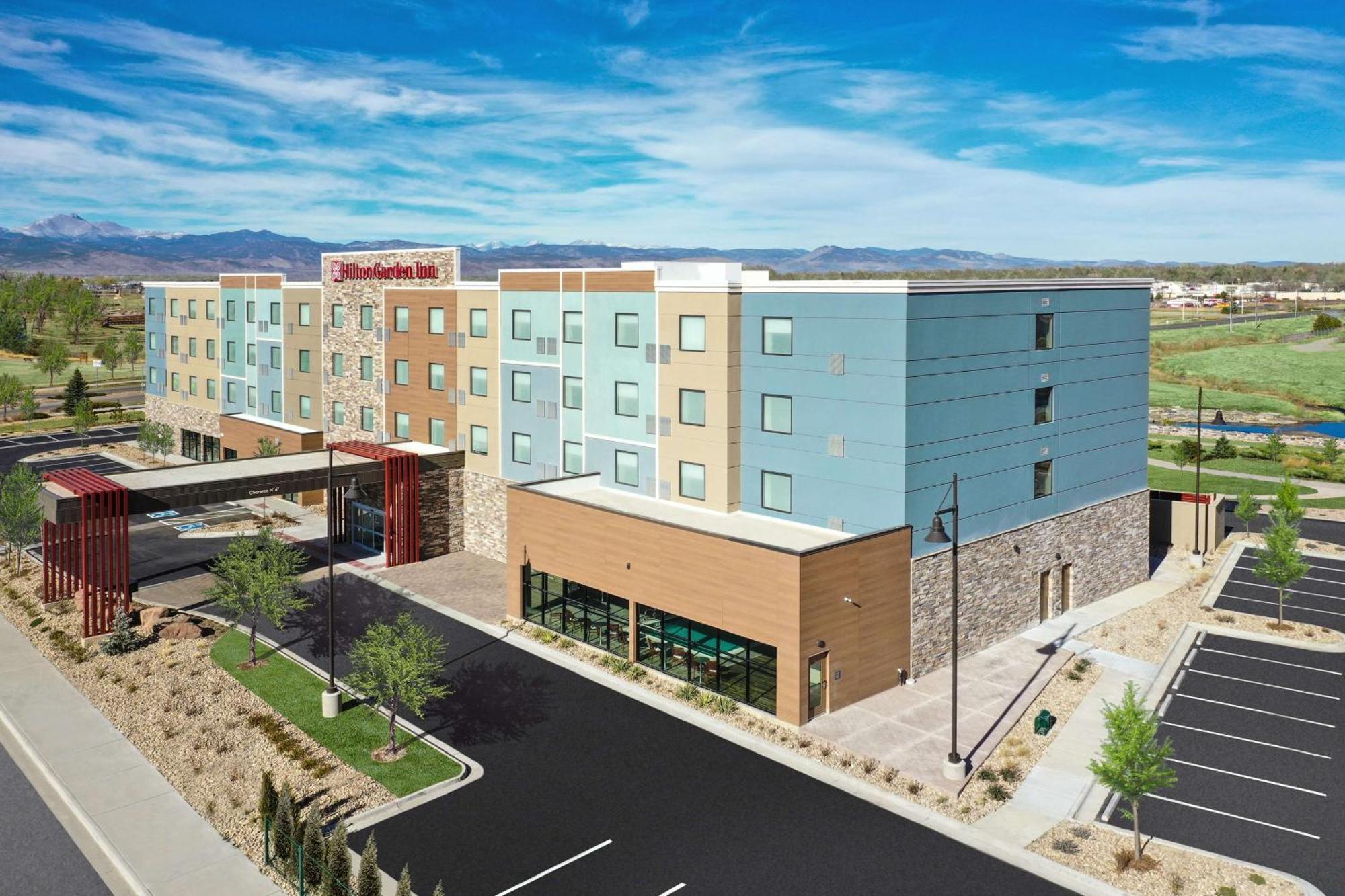 Hilton Garden Inn Лонгмънт Екстериор снимка